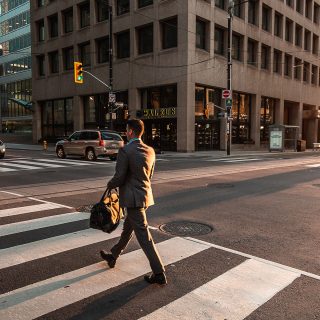 https://nifty.bold-themes.com/swirl/wp-content/uploads/sites/5/2018/09/post_02-320x320.jpg